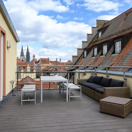 Arnulfsplatz Aparts Regensburg Exterior photo