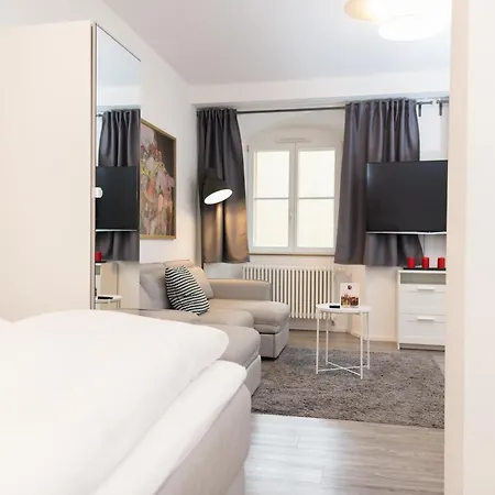 Arnulfsplatz Aparts Regensburg Room photo